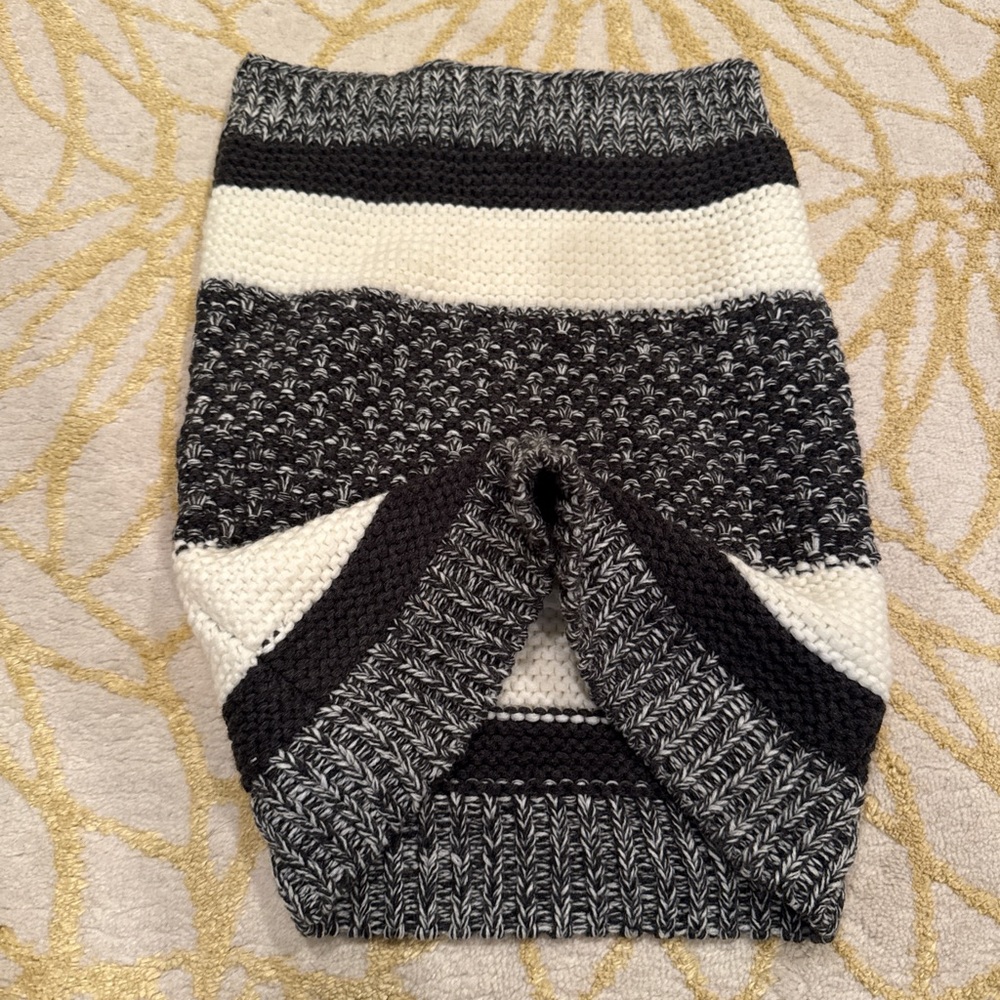Gap Black and White Striped Knit Infinity Scarf